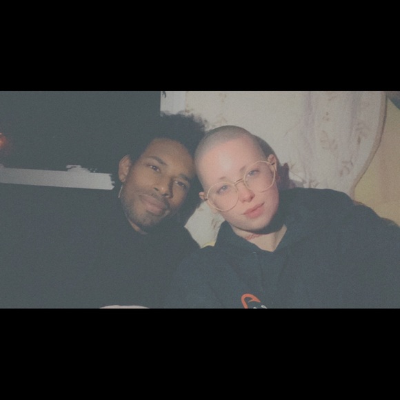 Meet your Posher, Kathrine - Picture 1 of 4